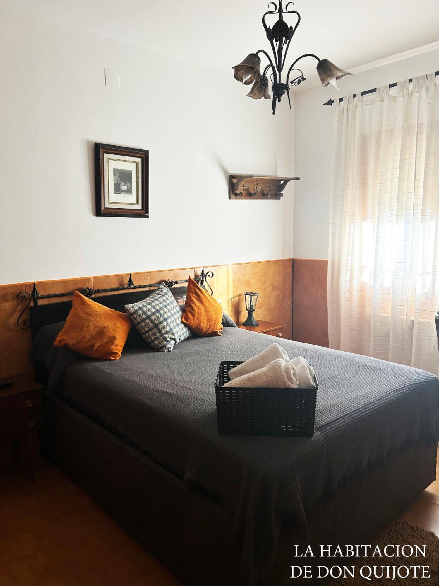 Casa Rural Compartida Casa De La Mancha モタ・デル・クエルボ エクステリア 写真